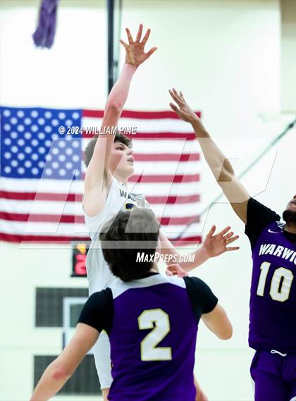 Thumbnail 1 in Warwick vs. Our Lady of Lourdes (Section 9 Class AA Final) photogallery.