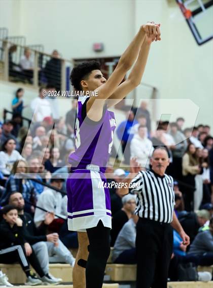 Thumbnail 3 in Warwick vs. Our Lady of Lourdes (Section 9 Class AA Final) photogallery.