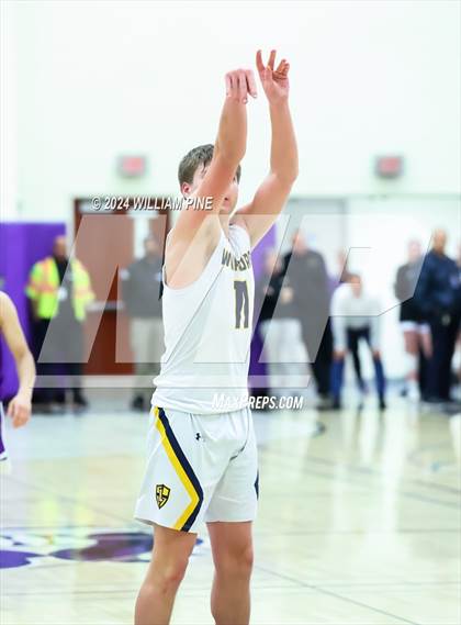 Thumbnail 1 in Warwick vs. Our Lady of Lourdes (Section 9 Class AA Final) photogallery.