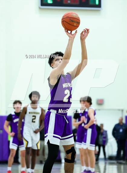 Thumbnail 1 in Warwick vs. Our Lady of Lourdes (Section 9 Class AA Final) photogallery.