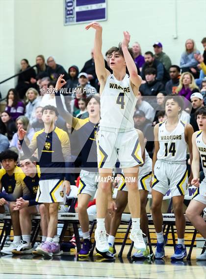 Thumbnail 3 in Warwick vs. Our Lady of Lourdes (Section 9 Class AA Final) photogallery.