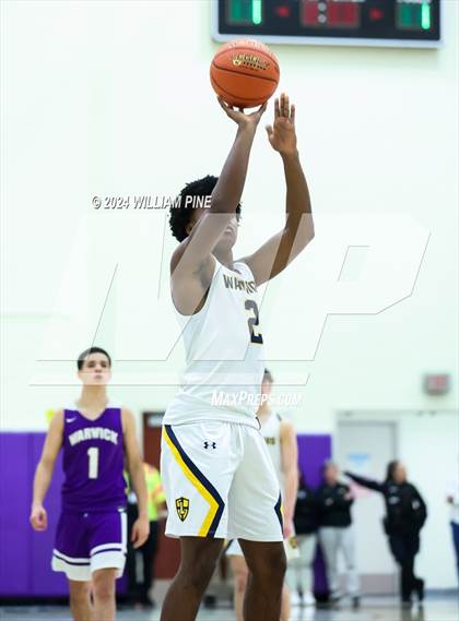 Thumbnail 2 in Warwick vs. Our Lady of Lourdes (Section 9 Class AA Final) photogallery.