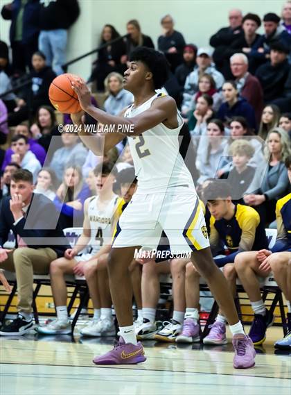 Thumbnail 1 in Warwick vs. Our Lady of Lourdes (Section 9 Class AA Final) photogallery.