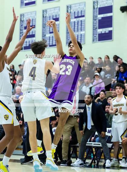 Thumbnail 1 in Warwick vs. Our Lady of Lourdes (Section 9 Class AA Final) photogallery.