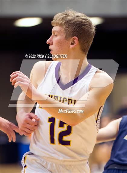 Thumbnail 1 in Bloomington Central Catholic vs. Monticello (IHSA Class 2A Super Sectionals) photogallery.
