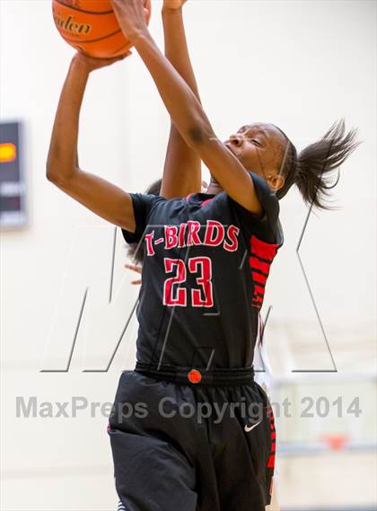 Thumbnail 3 in Brandeis vs. Wagner (UIL 5A Bi-District Playoff) photogallery.