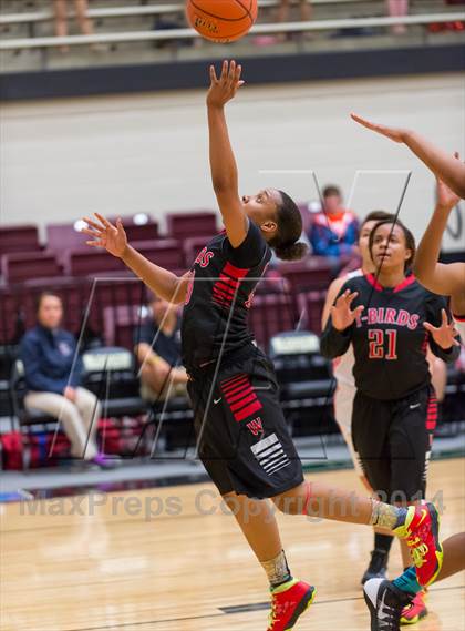Thumbnail 3 in Brandeis vs. Wagner (UIL 5A Bi-District Playoff) photogallery.