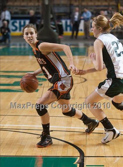 Thumbnail 1 in Lee vs. Pentucket Regional (MIAA D3 Final) photogallery.