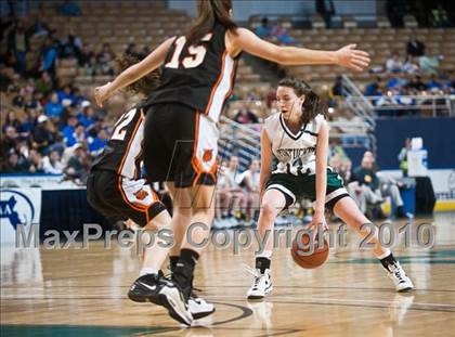 Thumbnail 2 in Lee vs. Pentucket Regional (MIAA D3 Final) photogallery.