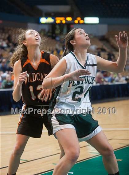 Thumbnail 2 in Lee vs. Pentucket Regional (MIAA D3 Final) photogallery.