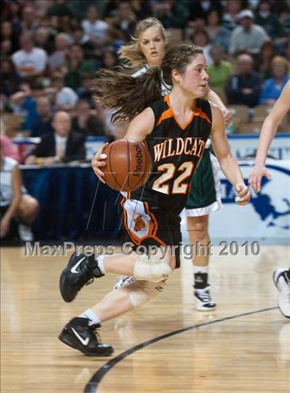 Thumbnail 1 in Lee vs. Pentucket Regional (MIAA D3 Final) photogallery.