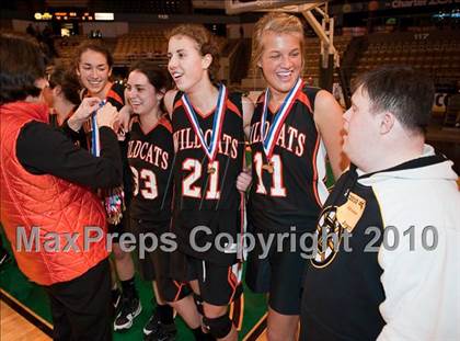 Thumbnail 1 in Lee vs. Pentucket Regional (MIAA D3 Final) photogallery.