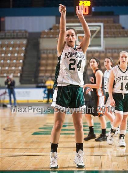 Thumbnail 1 in Lee vs. Pentucket Regional (MIAA D3 Final) photogallery.