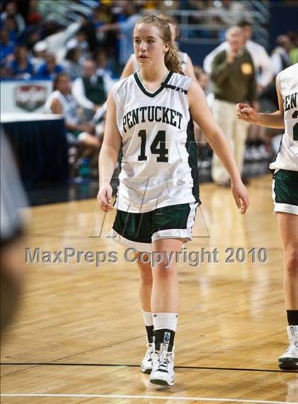 Thumbnail 2 in Lee vs. Pentucket Regional (MIAA D3 Final) photogallery.