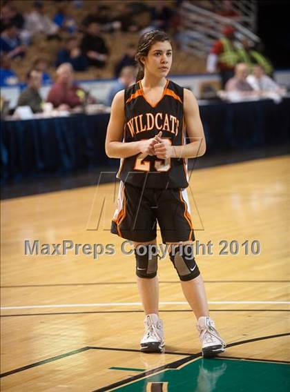 Thumbnail 1 in Lee vs. Pentucket Regional (MIAA D3 Final) photogallery.