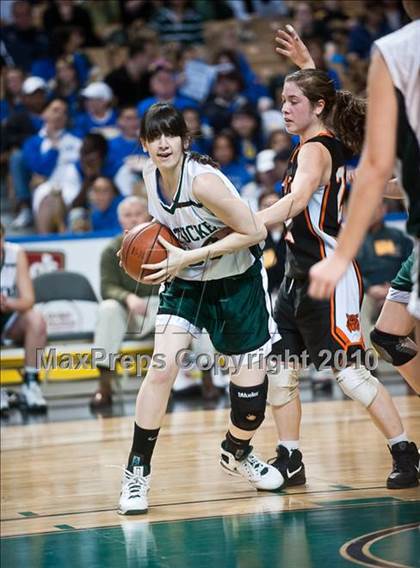 Thumbnail 2 in Lee vs. Pentucket Regional (MIAA D3 Final) photogallery.