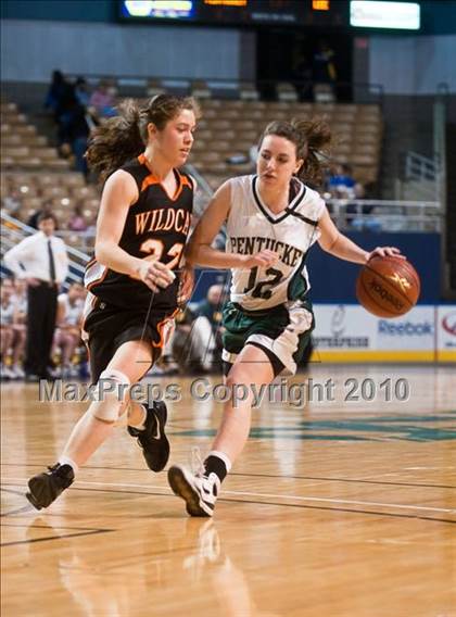 Thumbnail 1 in Lee vs. Pentucket Regional (MIAA D3 Final) photogallery.