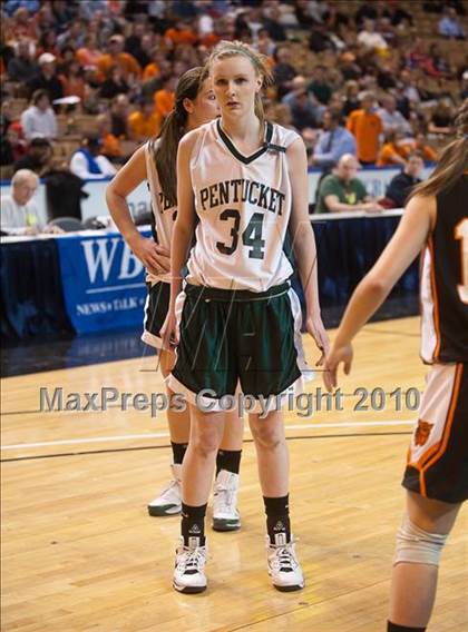 Thumbnail 3 in Lee vs. Pentucket Regional (MIAA D3 Final) photogallery.