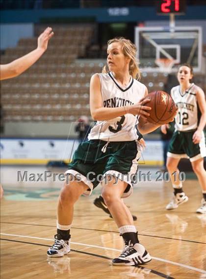 Thumbnail 1 in Lee vs. Pentucket Regional (MIAA D3 Final) photogallery.