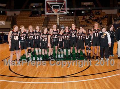 Thumbnail 3 in Lee vs. Pentucket Regional (MIAA D3 Final) photogallery.