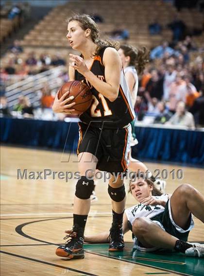 Thumbnail 3 in Lee vs. Pentucket Regional (MIAA D3 Final) photogallery.