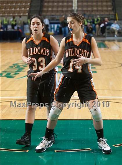 Thumbnail 2 in Lee vs. Pentucket Regional (MIAA D3 Final) photogallery.