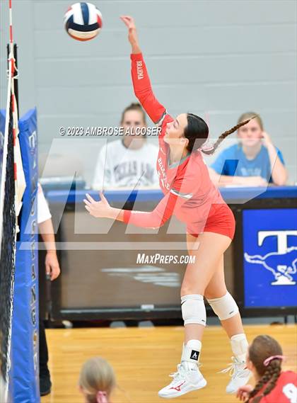 Thumbnail 2 in Bellville vs. Canyon (2023 KISD/CFISD Varsity Tournament) photogallery.