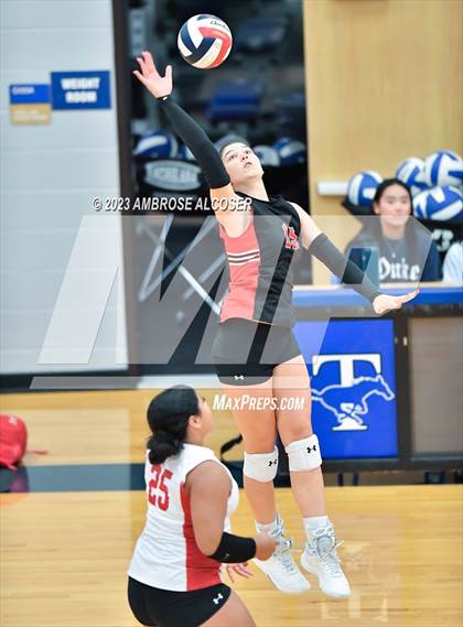 Thumbnail 3 in Bellville vs. Canyon (2023 KISD/CFISD Varsity Tournament) photogallery.