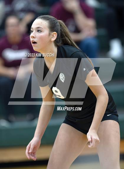 Thumbnail 2 in Clarkston vs. Walled Lake Northern photogallery.