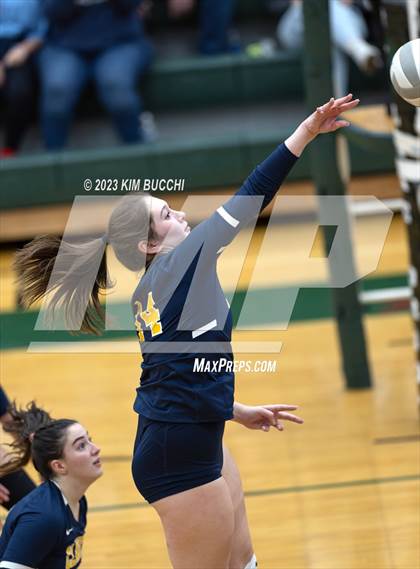 Thumbnail 3 in Clarkston vs. Walled Lake Northern photogallery.