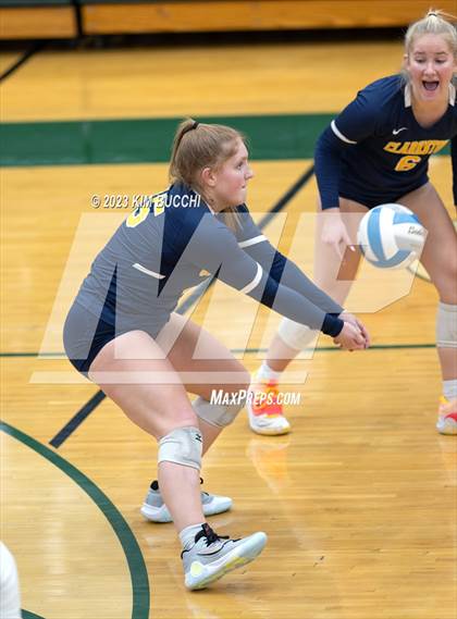 Thumbnail 2 in Clarkston vs. Walled Lake Northern photogallery.