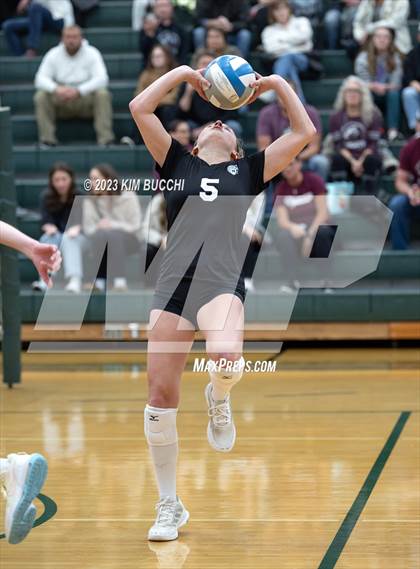 Thumbnail 2 in Clarkston vs. Walled Lake Northern photogallery.