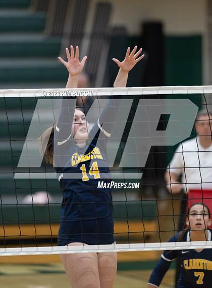 Thumbnail 3 in Clarkston vs. Walled Lake Northern photogallery.