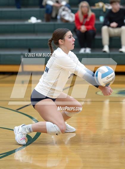 Thumbnail 2 in Clarkston vs. Walled Lake Northern photogallery.