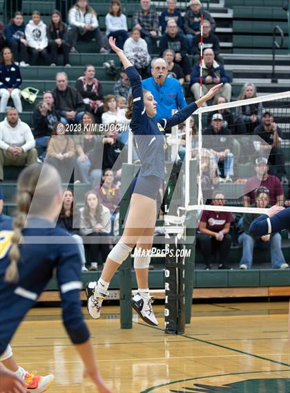 Thumbnail 2 in Clarkston vs. Walled Lake Northern photogallery.