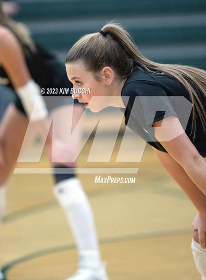 Thumbnail 2 in Clarkston vs. Walled Lake Northern photogallery.