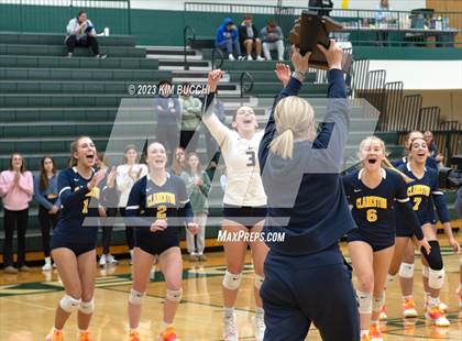 Thumbnail 2 in Clarkston vs. Walled Lake Northern photogallery.