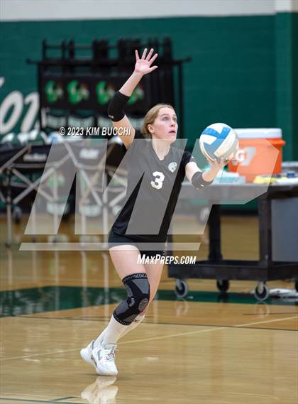 Thumbnail 1 in Clarkston vs. Walled Lake Northern photogallery.