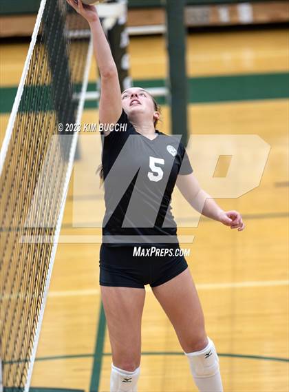 Thumbnail 3 in Clarkston vs. Walled Lake Northern photogallery.