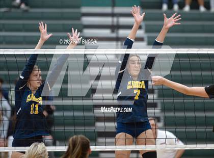 Thumbnail 2 in Clarkston vs. Walled Lake Northern photogallery.