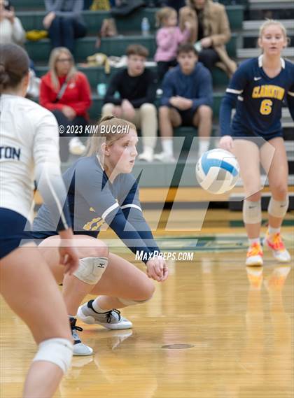 Thumbnail 2 in Clarkston vs. Walled Lake Northern photogallery.