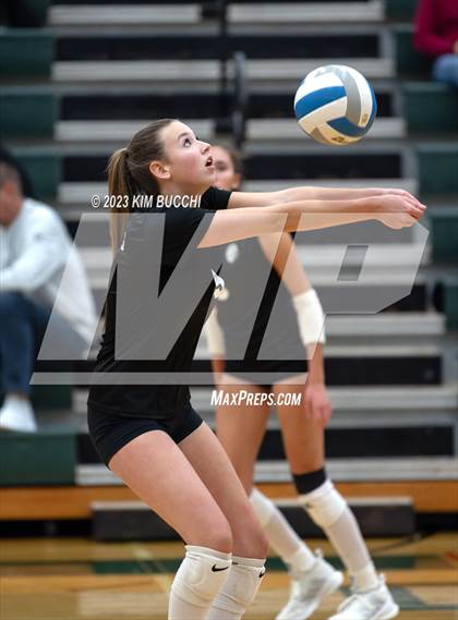 Thumbnail 2 in Clarkston vs. Walled Lake Northern photogallery.