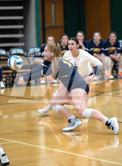 Thumbnail 1 in Clarkston vs. Walled Lake Northern photogallery.