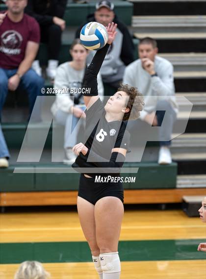 Thumbnail 2 in Clarkston vs. Walled Lake Northern photogallery.