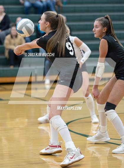 Thumbnail 1 in Clarkston vs. Walled Lake Northern photogallery.
