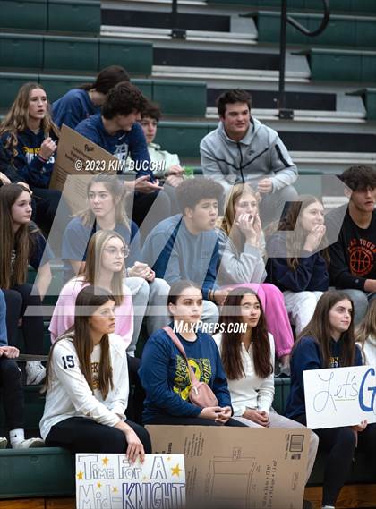 Thumbnail 2 in Clarkston vs. Walled Lake Northern photogallery.