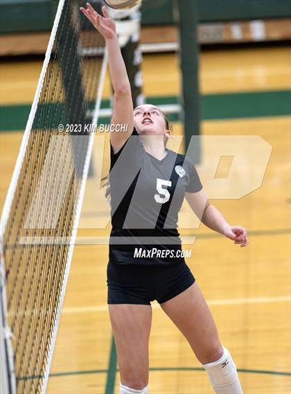 Thumbnail 1 in Clarkston vs. Walled Lake Northern photogallery.