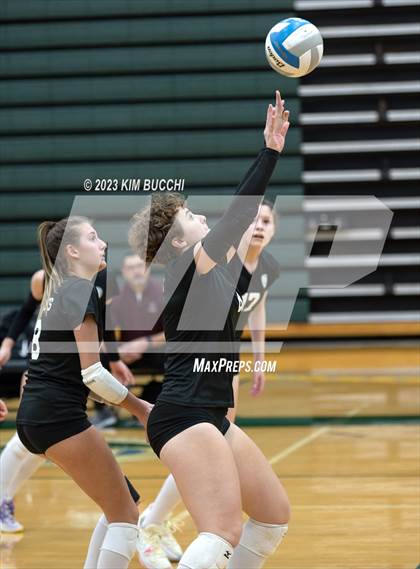 Thumbnail 1 in Clarkston vs. Walled Lake Northern photogallery.