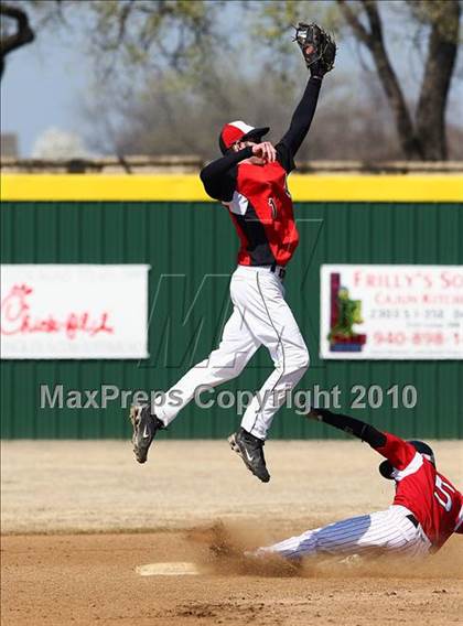 Thumbnail 2 in Creekview vs Marcus photogallery.