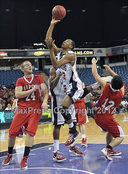 Thumbnail 1 in Ripon vs. Modesto Christian (CIF SJS D4 Final) photogallery.